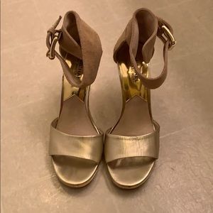Beautiful Micheal Kors, sandals